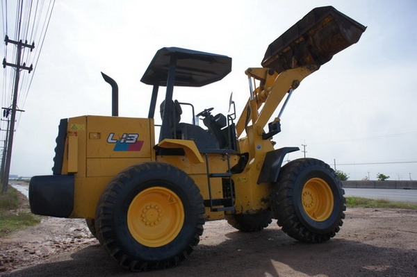 รถตัก TCM L13 โทร.0927826142,034886118 www.patanamachine.com รถตัก TCM L13 โทร.0927826142,034886118 www.patanamachine.com