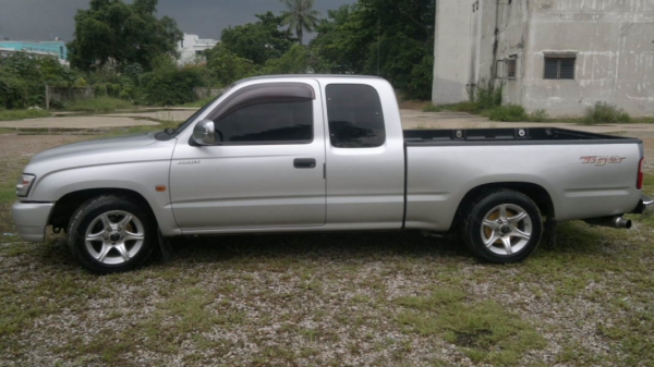 ขายไทเกอร์ โฉม D4D เครื่อง2L ไมล์น้อย ไม่เวอร์ รถสวยลองดู ขายไทเกอร์ โฉม D4D เครื่อง2L ไมล์น้อย ไม่เวอร์ รถสวยลองดู