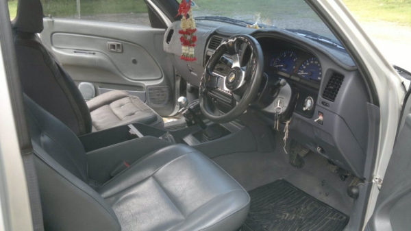 ขายไทเกอร์ โฉม D4D เครื่อง2L ไมล์น้อย ไม่เวอร์ รถสวยลองดู ขายไทเกอร์ โฉม D4D เครื่อง2L ไมล์น้อย ไม่เวอร์ รถสวยลองดู