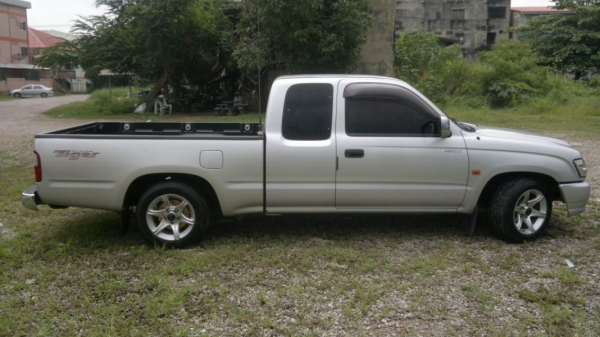 ขายไทเกอร์ โฉม D4D เครื่อง2L ไมล์น้อย ไม่เวอร์ รถสวยลองดู ขายไทเกอร์ โฉม D4D เครื่อง2L ไมล์น้อย ไม่เวอร์ รถสวยลองดู