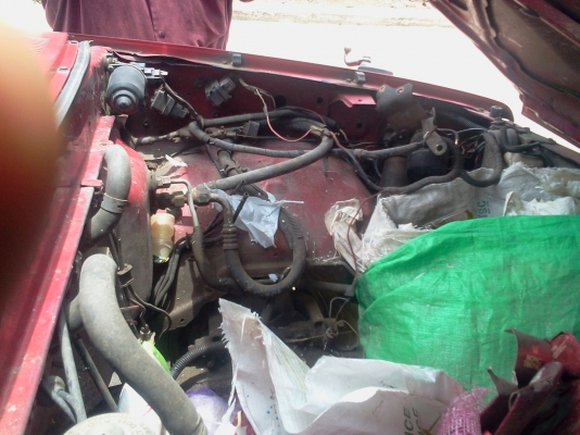 ขายหรือแยกอะไหล่toyota mighty x(ไม่มีเครื่องกับเกียร)