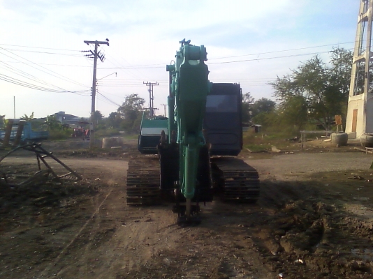 komatsu pc 200 รุ่น 3 สภาพพร้อมใช้งาน  มีเเอร์พร้อม