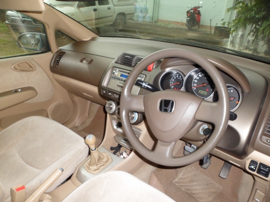 ลดราคาครับ honda city 320000 บาท