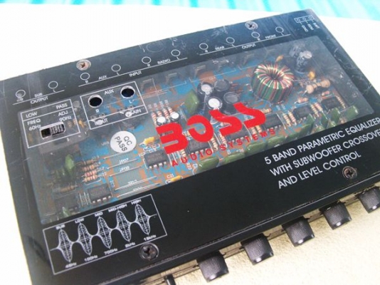 ขายด่วนปรีแอมป์ 5 แบน Boss