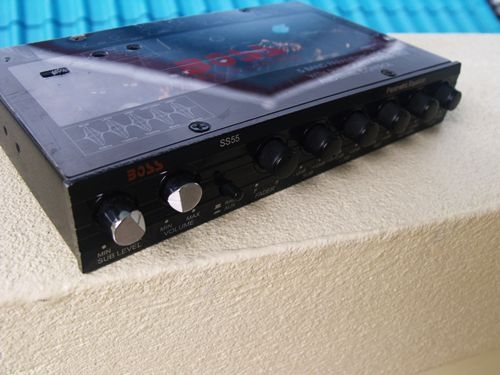 ขายด่วนปรีแอมป์ 5 แบน Boss