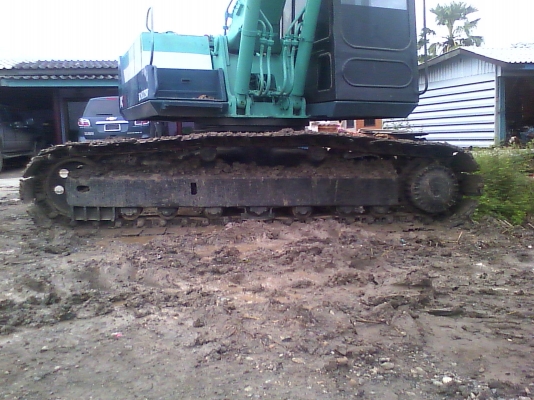 komatsu pc 200 รุ่น 3 สภาพพร้อมใช้งาน  มีเเอร์พร้อม