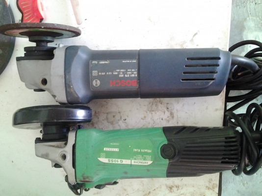 ขายหินเจียรมือ4นิ้วHitachi +bosch 2ตัว มือสอง สภาพ95\% ราคาถูก ขายหินเจียรมือ4นิ้วHitachi +bosch 2ตัว มือสอง สภาพ95\% ราคาถูก