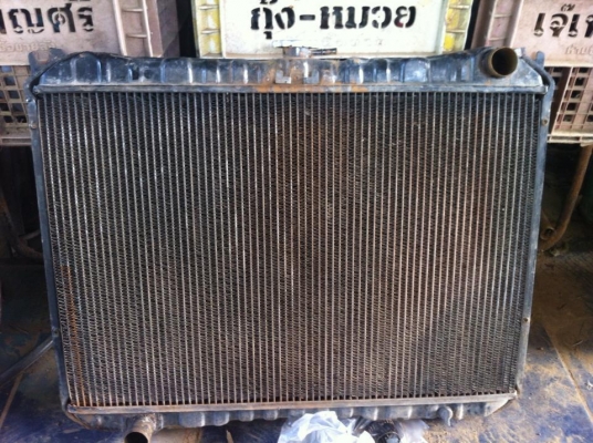 หม้อน้ำNissanบิกเอ็มหม้อน้ำNissanบิกเอ็ม