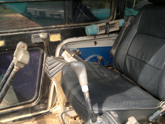 ขายแม็คโค KOBELCO รุ่น SK200-3