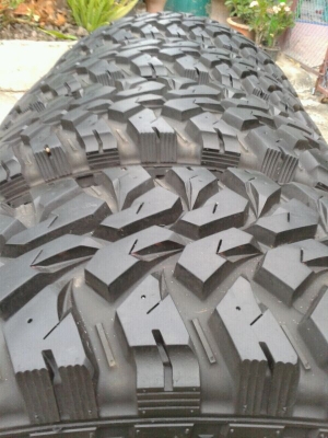 ขาย Mud  Maxxis 764   31R15 ปลายปี 11 สภาพ 99\%