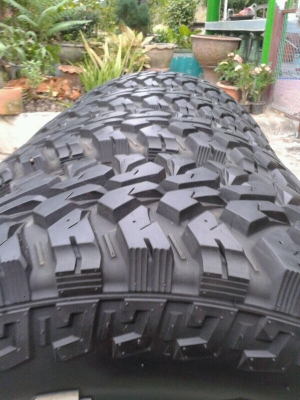 ขาย Mud  Maxxis 764   31R15 ปลายปี 11 สภาพ 99\%