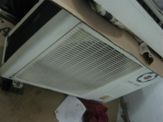 ขายแอร์บ้าน 9000 BTU. สภาพพร้อมใช้ ครับ