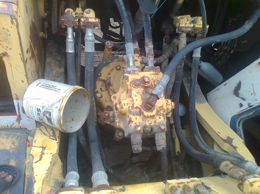 KOMATSU PC200-5 พ้อมใช้งาน