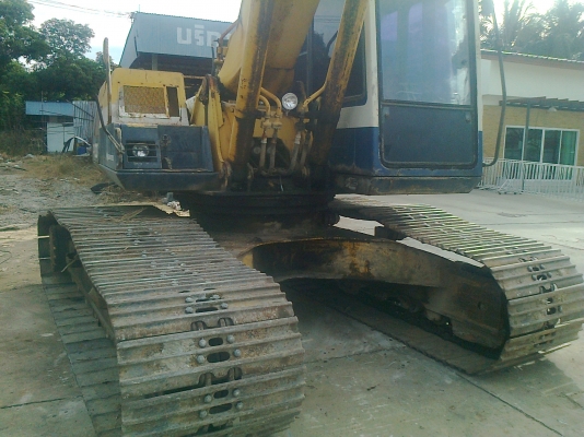 KOMATSU PC200-5 พ้อมใช้งาน