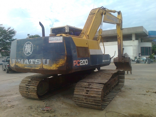 KOMATSU PC200-5 พ้อมใช้งาน