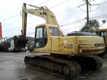 ขาย โคมัตสุ PC200-6 USA
