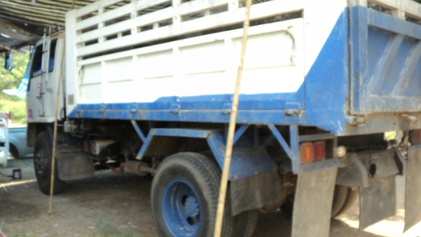 ขายรถ6ล้อ ISUZU ร็อคกี่ ยาง9 พร้อมใช้งาน ราคา800000 ถ้วนเลยครับ