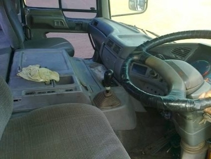 ขายดาวน์ 10ล้อ หัวลากHINO พร้อมหางพื้นเรียบ ลูก3เพลา สภาพพร้อมใช้งานราคาเบาๆครับ