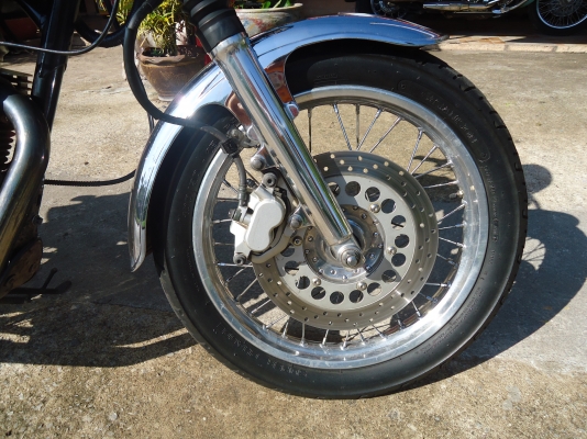 หนุ่ม ปราจีน : ขาย SR400 สีขาว เลขเต็ม ปี2004 เอกสารอินวอยครบ