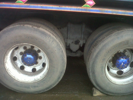 ขายรถ10ล้อดั๊มเครื่อง240แรงพร้อมใช้งาน