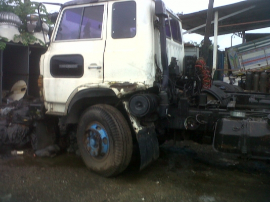 ขายรถ10ล้อหัวลากพร้อมใช้งานงาน ขายรถ10ล้อหัวลากพร้อมใช้งานงาน