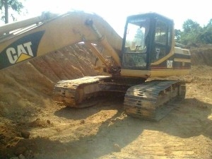 Catterpillar 320 V2 LC ลอเลอร์ 8 ลูก เอกสารเล่มทะเบียน ไฟฟ้าเต็ม ช่วงล่าง 80\%