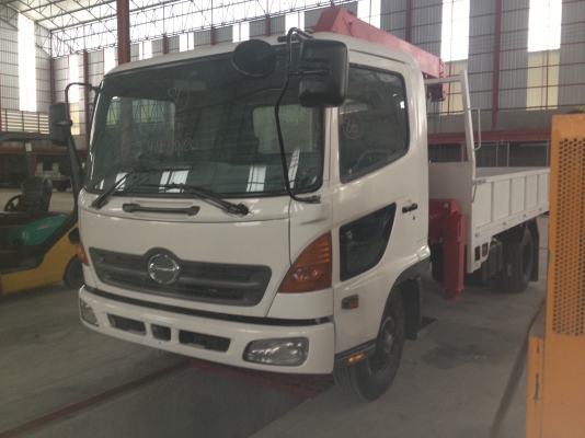 ขาย 6ล้อ HINO MEGA 500 เครื่อง JO7C  ติดเครน3.5ตัน ตัวรถสวยมาก  สนใจติดต่อ บริษัท ชัยเสรียานยนต์ จำกัด 086-0801238