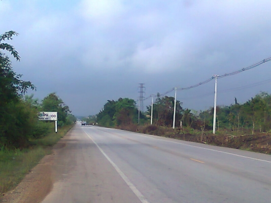 ขายด่วน..ที่ดินสวย 15 ไร่ อยู่จังหวัดลำปาง ติดถนนบายพาส ลำปาง-เชียงใหม่ 15-00-00 ไร่ หน้ากว้างติดถนนถึง 7 เสาไฟฟ้า.