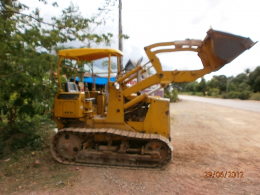 ขาย รถตักล้อแทร็ก สภาพดี