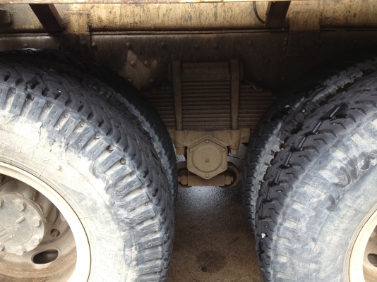 รถโม่ปูน 10 ล้อ