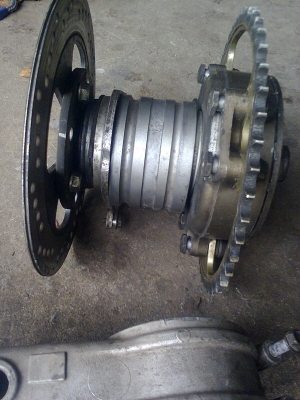 โปรอาร์ม ล้อโต ฮอนด้า NC 30 ราคา 4000 บาท