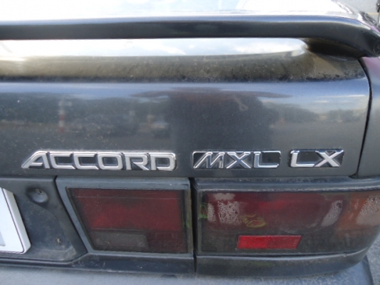 ขายรถยนต์ HONDA ACCORD ปี32 ติดแก๊สลงเล่มเรียบร้อยครับ ราคา 75,000.-เชียงใหม่