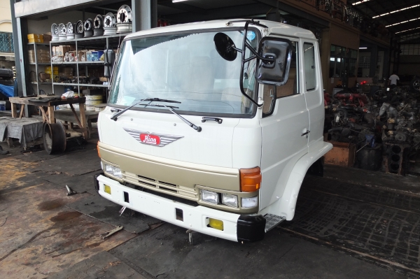 หัวเก๋งฮีโน่ F18 4D โปรเฟีย ไฮเทค แคบและกว้าง สมอ ปีกนก เก่าญีปุ่นสวยๆ หัวเก๋งฮีโน่ F18 4D โปรเฟีย ไฮเทค แคบและกว้าง สมอ ปีกนก เก่าญีปุ่นสวยๆ