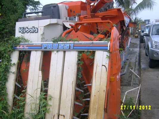 อยากขายครับ รถเกี่ยวข้าว