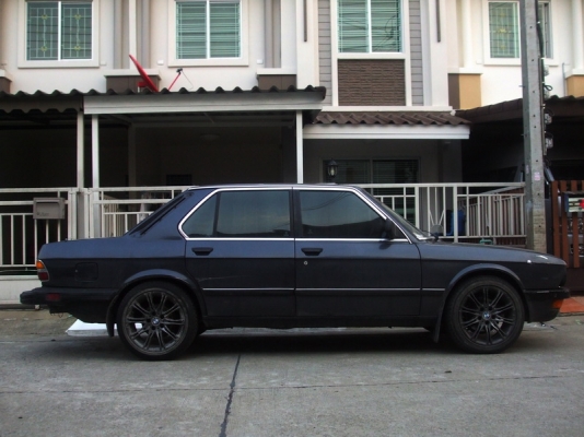 ขาย BMW520i E28 ปี87 พร้อมใช้งาน ขาย BMW520i E28 ปี87 พร้อมใช้งาน