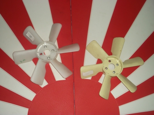 ขายฝาตบมาสด้า 1000 มาสด้า 1200- 1300 toyotaRN 25-30  อีซูสุฟาสเตอร์Z