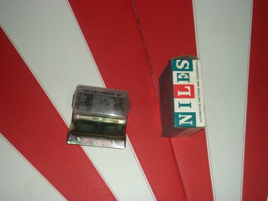 ขายฝาตบมาสด้า 1000 มาสด้า 1200- 1300 toyotaRN 25-30  อีซูสุฟาสเตอร์Z