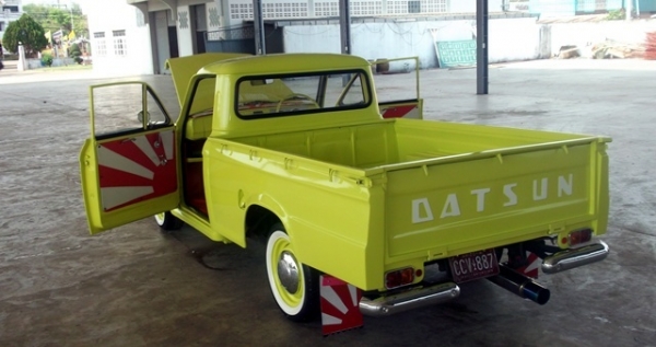 ขายฝาตบมาสด้า 1000 มาสด้า 1200- 1300 toyotaRN 25-30  อีซูสุฟาสเตอร์Z