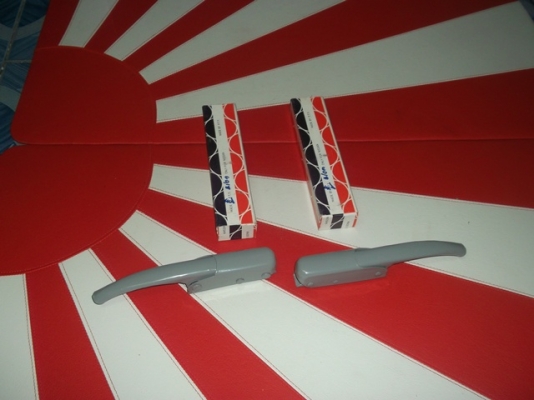 ขายฝาตบมาสด้า 1000 มาสด้า 1200- 1300 toyotaRN 25-30  อีซูสุฟาสเตอร์Z