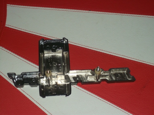 ขายฝาตบมาสด้า 1000 มาสด้า 1200- 1300 toyotaRN 25-30  อีซูสุฟาสเตอร์Z