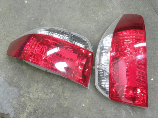 ขายไฟท้าย VIOS แท้