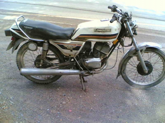 ขายคาวาซากิ GTO เล่มทะเบียนพร้อมชุดโอน เครื่องเดิมอะไหร่เดิมขาย 5500 บาท