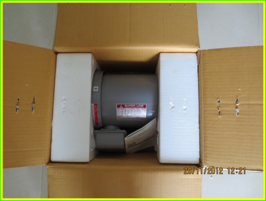 ขายมอเตอร์ใหม่ 2 แรงม้า , 220/380V (3 เฟส) ไฟโรงงาน