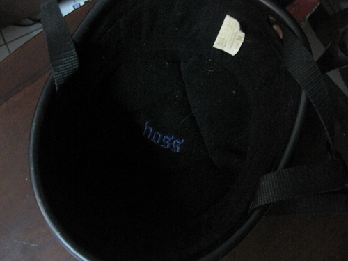 หมวกกันน๊อก ครึ่งใบ ปั้มนูนลายไฟ หมวกกันน๊อก ครึ่งใบ ปั้มนูนลายไฟ