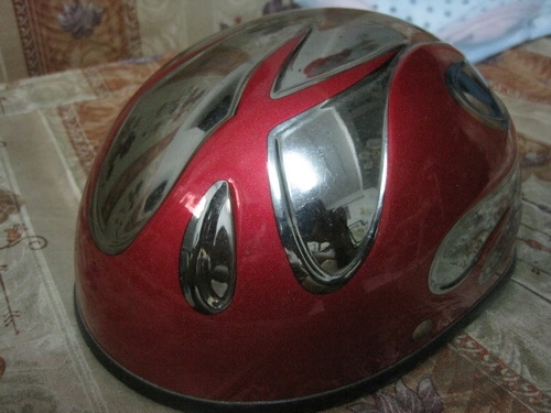 หมวกกันน๊อก ครึ่งใบ ปั้มนูนลายไฟ หมวกกันน๊อก ครึ่งใบ ปั้มนูนลายไฟ