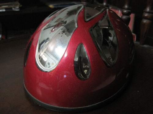 หมวกกันน๊อก ครึ่งใบ ปั้มนูนลายไฟ หมวกกันน๊อก ครึ่งใบ ปั้มนูนลายไฟ