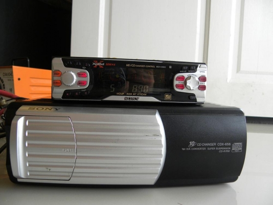 ขายตู้ CD SONY 10 แผ่น ครับ ขายตู้ CD SONY 10 แผ่น ครับ