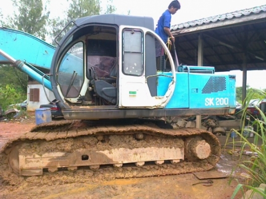 ขายรถแบคโฮKOBELCO sk 200-2 สภาพดีพร้อมใช้ ขายรถแบคโฮKOBELCO sk 200-2 สภาพดีพร้อมใช้