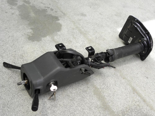 ขายแกนวงพวงมาลัย รถตู้ L300