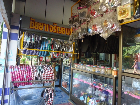 ขาย 6 ล้อ อีซูซุ NKR 130 แรงม้า ยาว 4.30 ม. ปี 2549 สภาพสวยจัดกว่า 90\% เครื่องดี พร้อมใช้ สนใจติดต่อได้ที่ 081-9972972 รหัสเครื่อง 4HG1257236 รหัสคัสซี NKR71LY52E5-7102320 ขาย 6 ล้อ อีซูซุ NKR 130 แรงม้า ยาว 4.30 ม. ปี 2549 สภาพสวยจัดกว่า 90\% เครื่องดี พร้อมใช้ สนใจติดต่อได้ที่ 081-9972972 รหัสเครื่อง 4HG1257236 รหัสคัสซี NKR71LY52E5-7102320